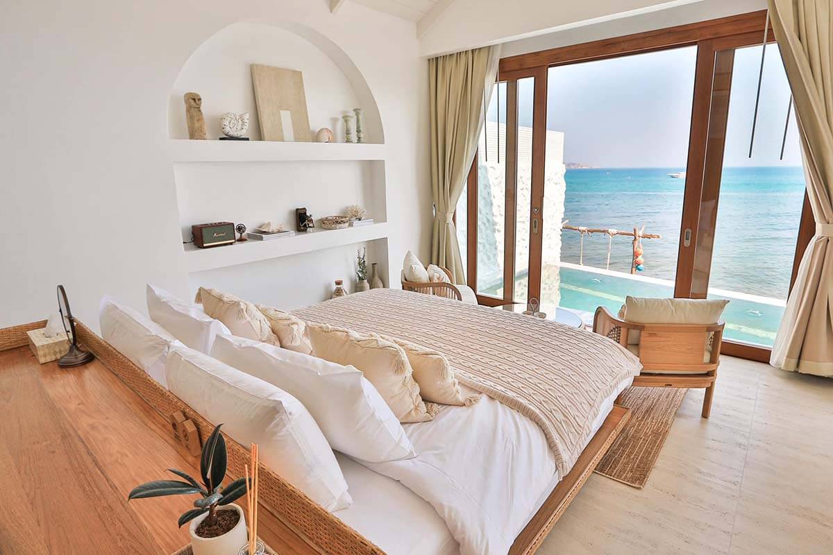 Sea Facing Penthouse IT Residence